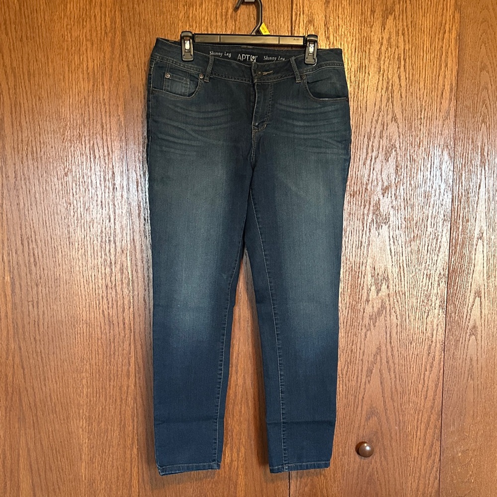 Apt. 9 Faded Dark Blue Skinny Jeans